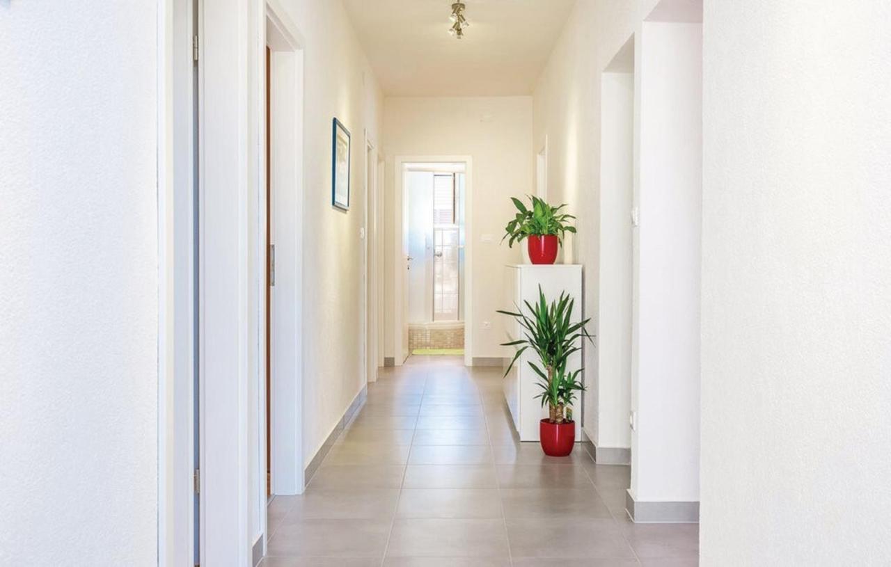 נובי ווינודולסקי Big White Apartment מראה חיצוני תמונה